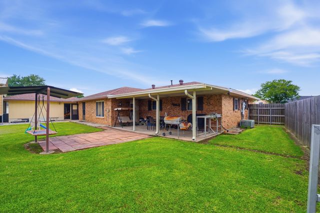 2210 Mary Hughes Drive, Houma, LA 70363