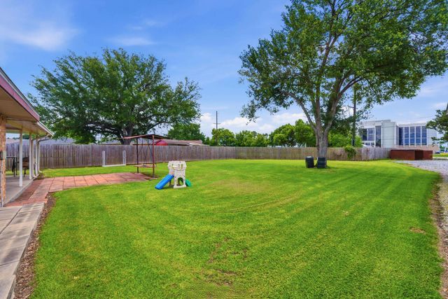 2210 Mary Hughes Drive, Houma, LA 70363