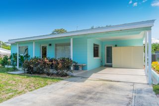 2574 NE Roberta Street, Jensen Beach, FL 34957