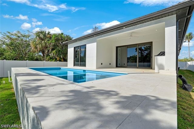 1248 Trail Terrace DR, Naples, FL 34103