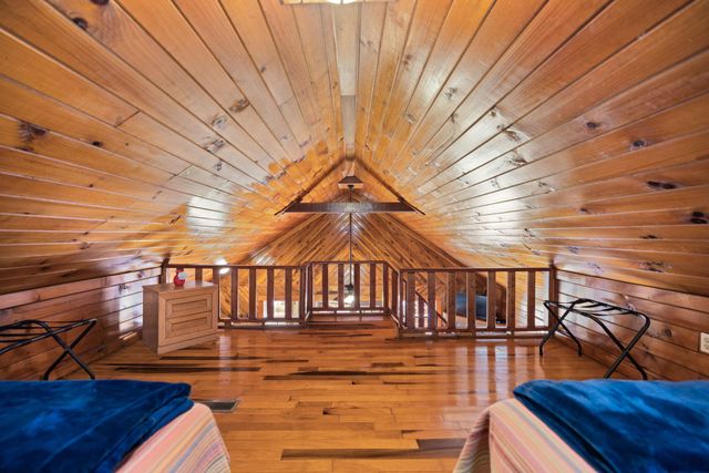 1578 Village Drive, Campton, KY 41301