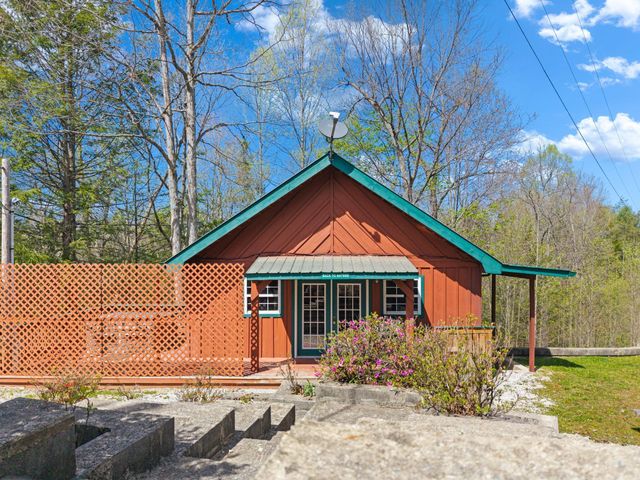 1578 Village Drive, Campton, KY 41301