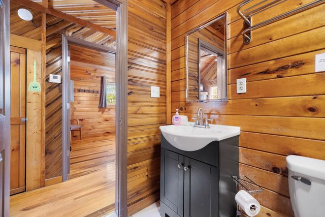 1578 Village Drive, Campton, KY 41301