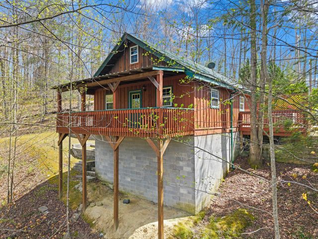 1578 Village Drive, Campton, KY 41301