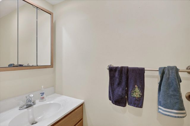 29847 Middle Crossing Road, Dowagiac, MI 49047