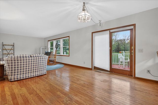29847 Middle Crossing Road, Dowagiac, MI 49047