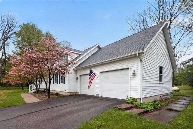 29847 Middle Crossing Road, Dowagiac, MI 49047