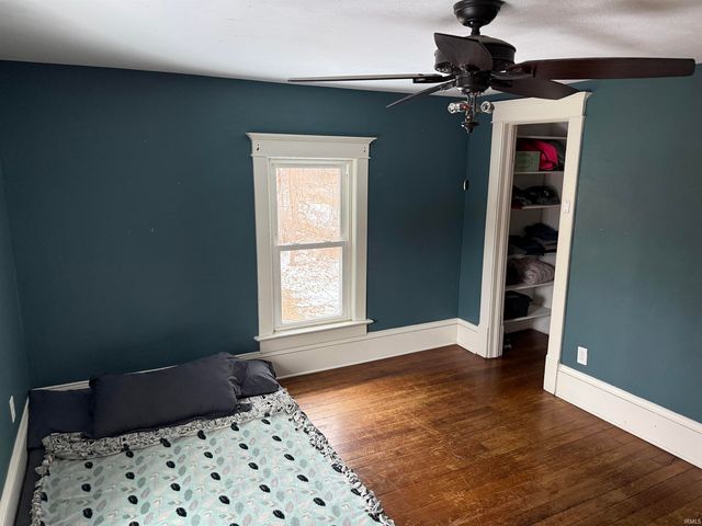 5860 N 600 E, Howe, IN 46746