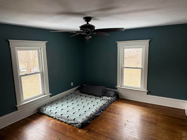 5860 N 600 E, Howe, IN 46746