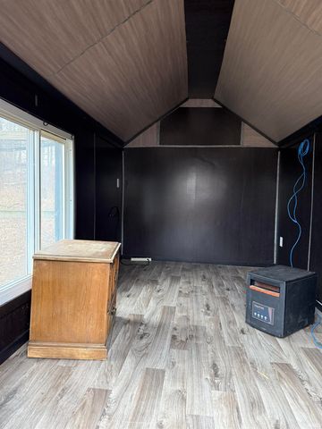 5860 N 600 E, Howe, IN 46746