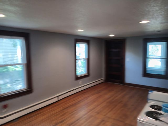 204 3rd Street E, Hastings, MN 55033