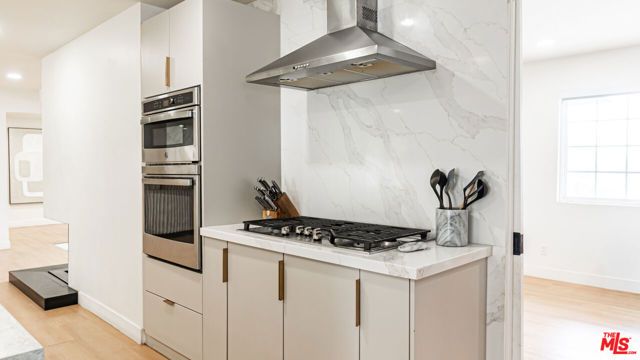 425 Fern Dell Place, Glendora, CA 91741