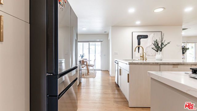 425 Fern Dell Place, Glendora, CA 91741