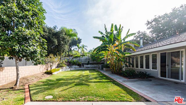 425 Fern Dell Place, Glendora, CA 91741