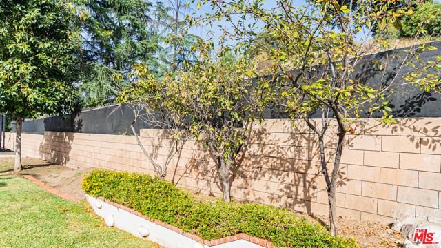 425 Fern Dell Place, Glendora, CA 91741