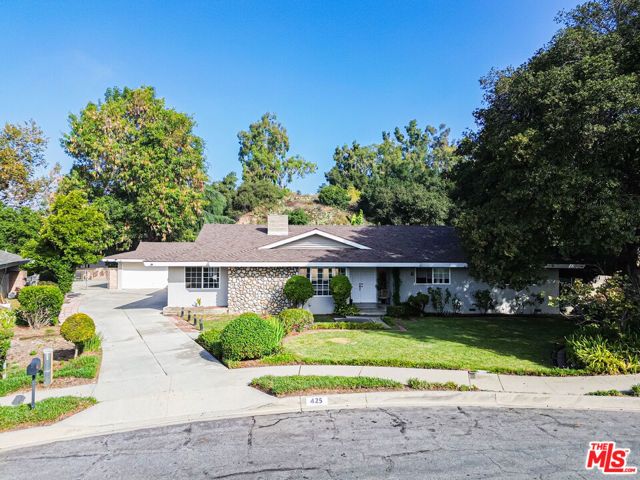 425 Fern Dell Place, Glendora, CA 91741