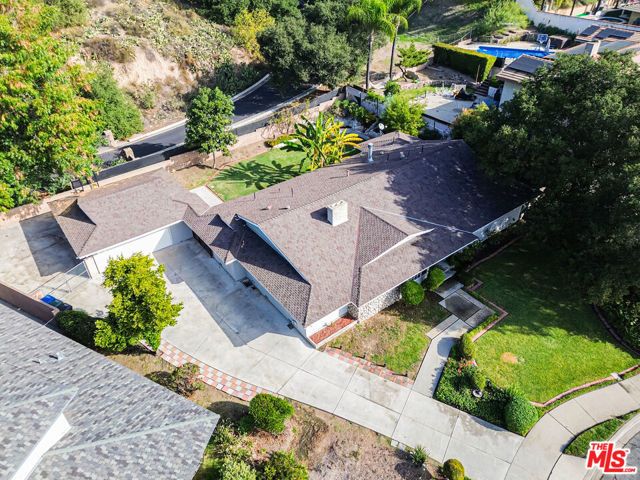 425 Fern Dell Place, Glendora, CA 91741