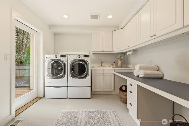 12311 87th Court NE, Kirkland, WA 98034