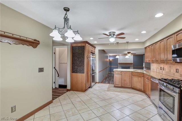 7350 Ames Road, Parma, OH 44129