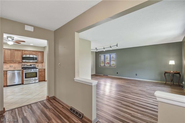 7350 Ames Road, Parma, OH 44129