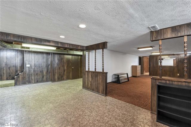 7350 Ames Road, Parma, OH 44129