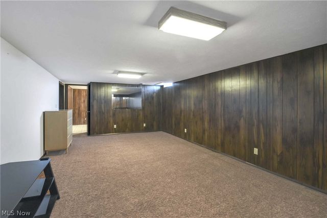 7350 Ames Road, Parma, OH 44129