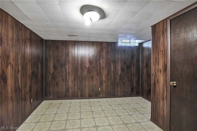 7350 Ames Road, Parma, OH 44129