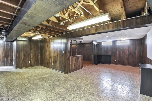 7350 Ames Road, Parma, OH 44129