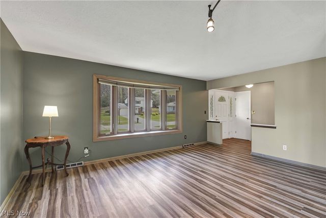 7350 Ames Road, Parma, OH 44129