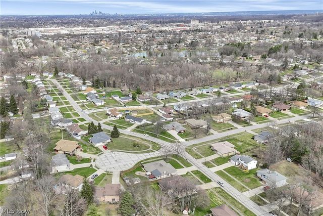 7350 Ames Road, Parma, OH 44129