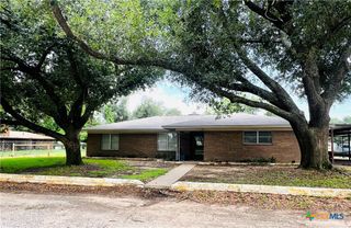 603 W 25th Street, Cameron, TX 76520