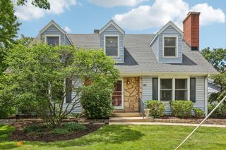 500 W Saint Charles Road, Lombard, IL 60148