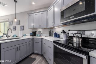 2511 W QUEEN CREEK Road 247, Chandler, AZ 85248