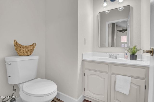 12048 N 40TH Way, Phoenix, AZ 85028