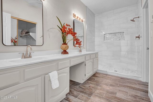 12048 N 40TH Way, Phoenix, AZ 85028