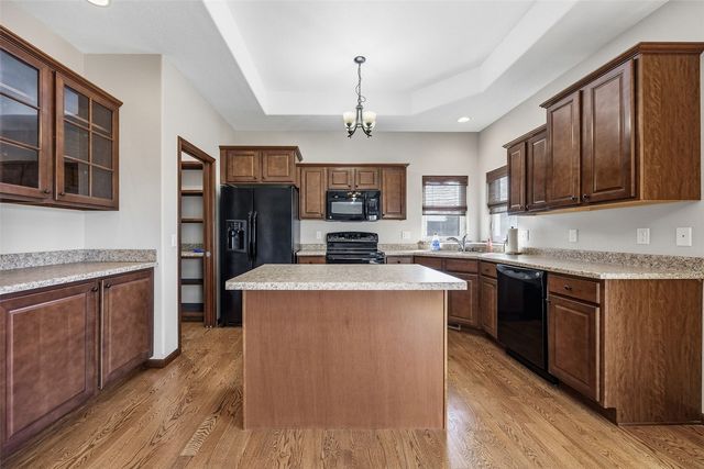 2050 Hillside Drive, Ely, IA 52227