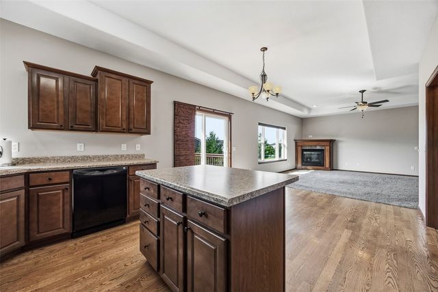 2050 Hillside Drive, Ely, IA 52227