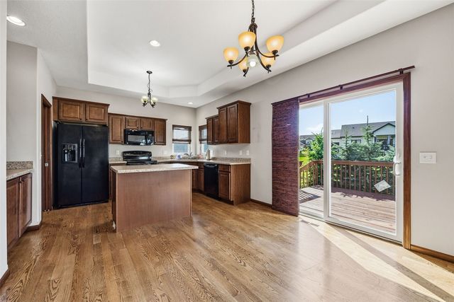 2050 Hillside Drive, Ely, IA 52227
