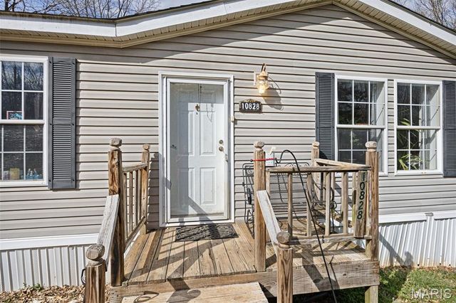 10828 Jayhawk Road, Irondale, MO 63648