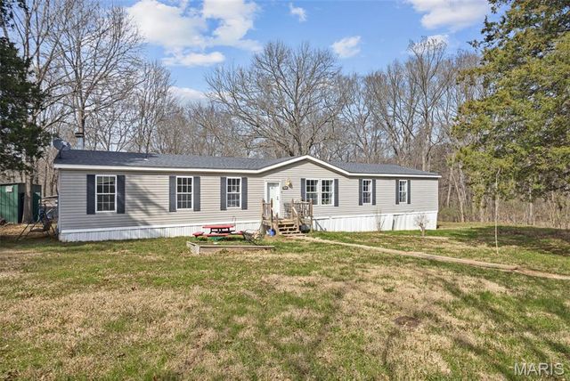 10828 Jayhawk Road, Irondale, MO 63648