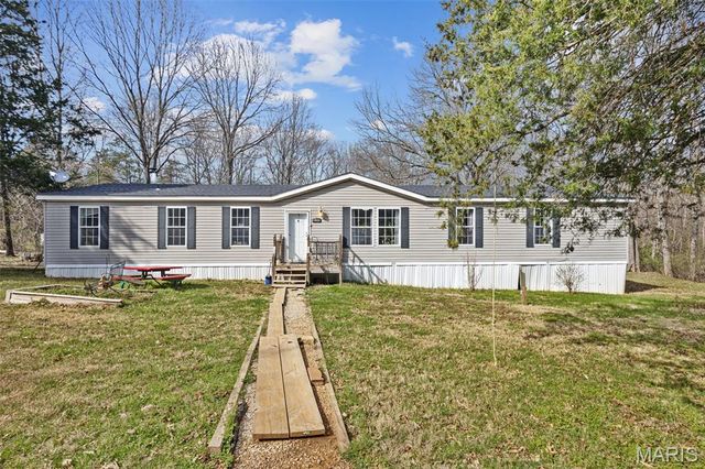10828 Jayhawk Road, Irondale, MO 63648