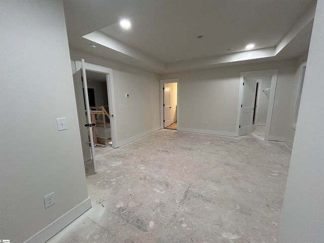 446 N Glassy Mountain Road, Landrum, SC 29356