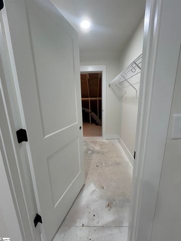 446 N Glassy Mountain Road, Landrum, SC 29356