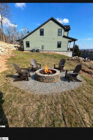 446 N Glassy Mountain Road, Landrum, SC 29356