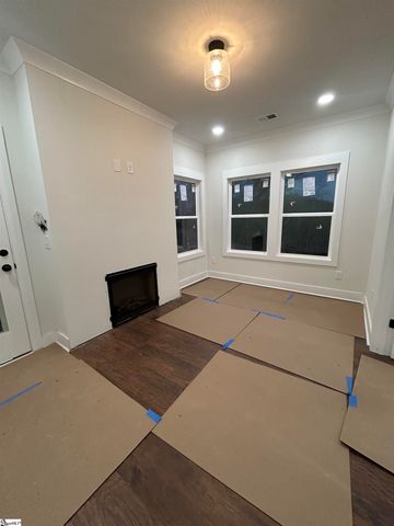 446 N Glassy Mountain Road, Landrum, SC 29356