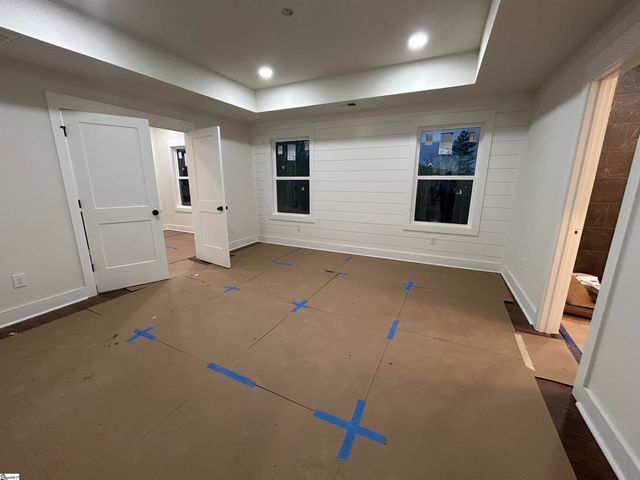 446 N Glassy Mountain Road, Landrum, SC 29356