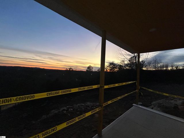 446 N Glassy Mountain Road, Landrum, SC 29356