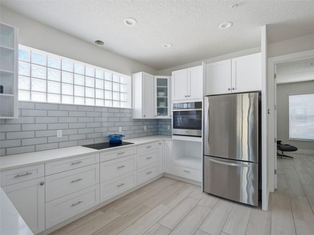 140 JULIA STREET, New Smyrna Beach, FL 32168