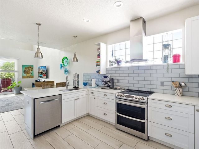 140 JULIA STREET, New Smyrna Beach, FL 32168