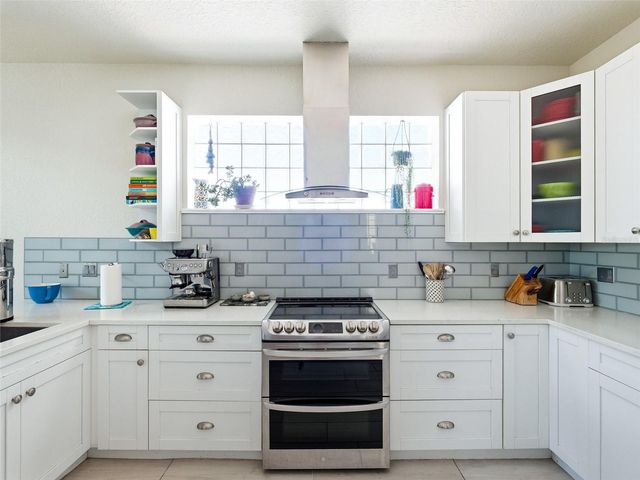 140 JULIA STREET, New Smyrna Beach, FL 32168